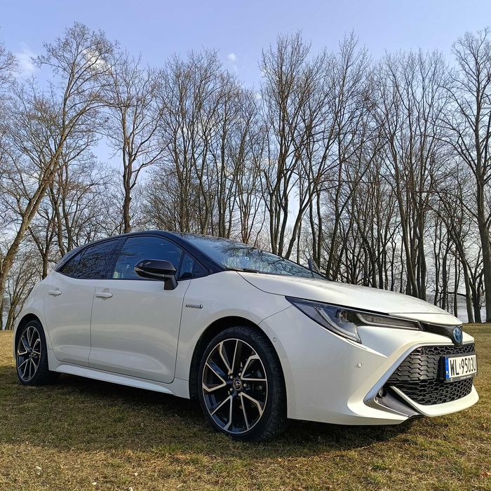 Sprzedam Toyota Corolla 1.8 Hybrid Selection Hatchback Salon Polska