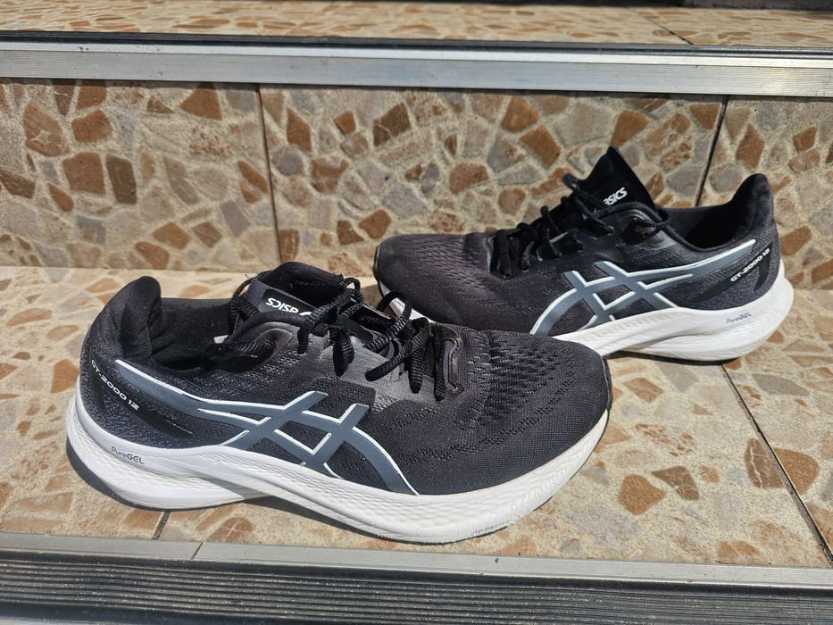 Бігові кросівки Asics GT-2000 12 (оригінал, р. 41.5 / 26 см)