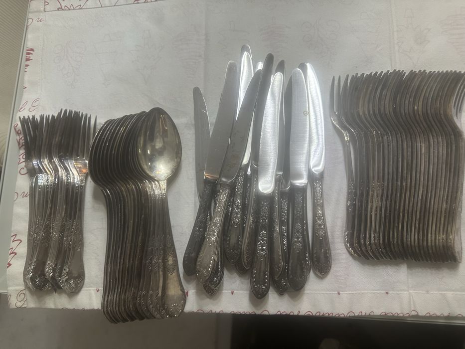 Hefra Zestaw sztućców posrebrzanych romańskich