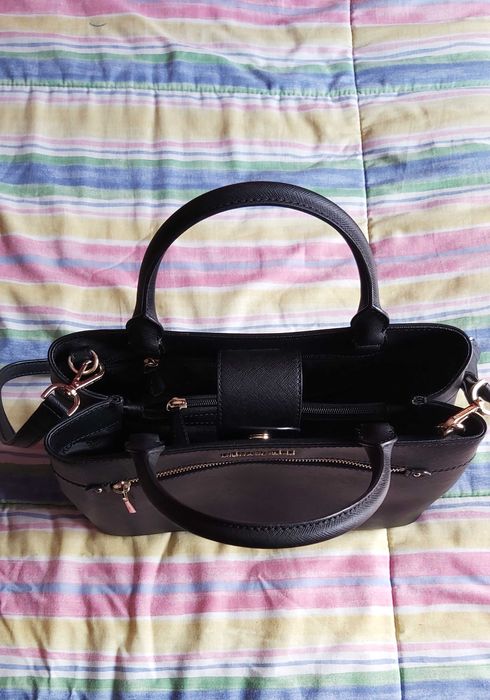 Mala Michael Kors Preta Couro Original/Hailee Medium Snatchel