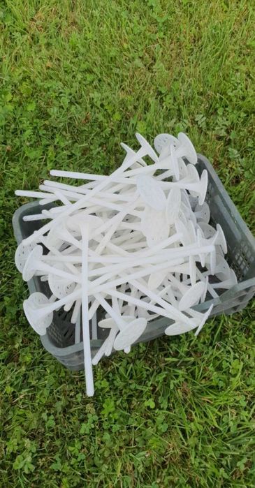 Kołki do styropianu 10x260