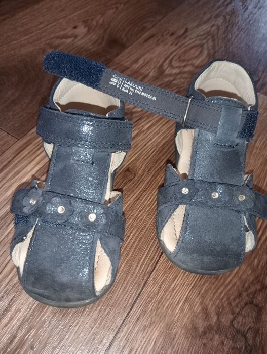 Buty dla dziewczynki sandałki 21 skóra