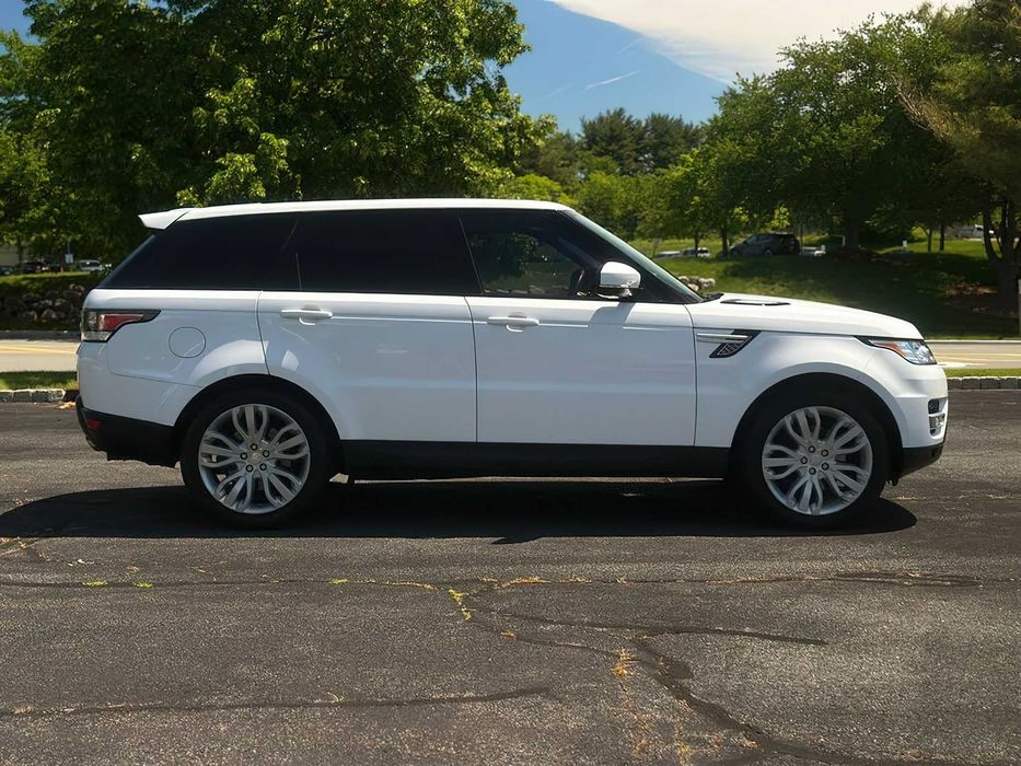 Land Rover Range Rover Sport HSE      2016