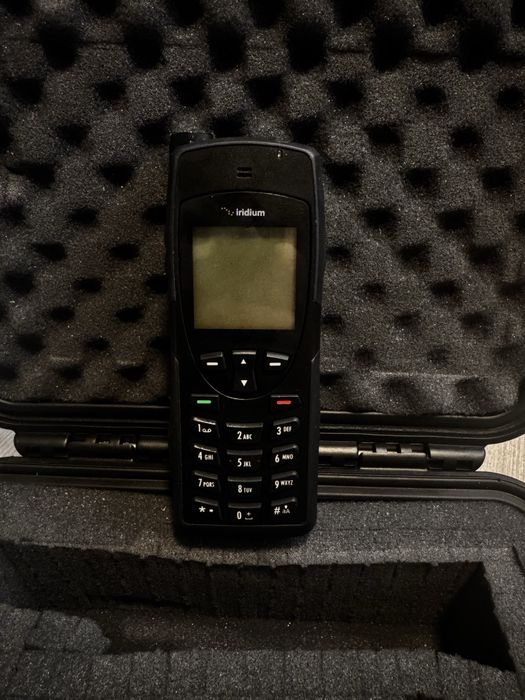 Iridium 9555 супутниковий телефон