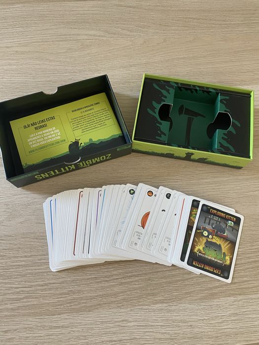 Zombie Kittens (Exploding Kittens)427634553185914881