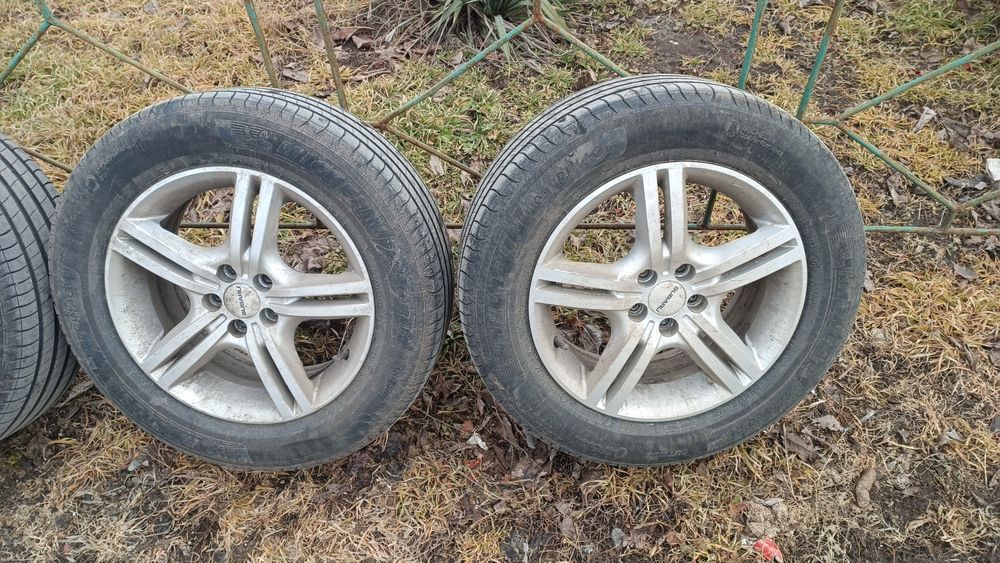 Дискі R16 з резиною 205*60R16, розболтовка 5/100, посадкове місце 56мм