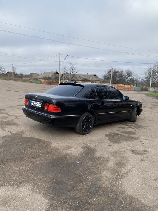 Продам Mersedes E-class