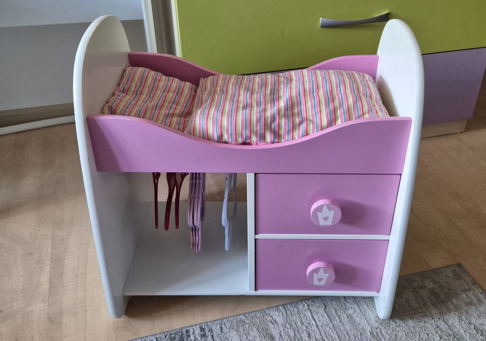 Łóżeczko drewniane  dla lalek