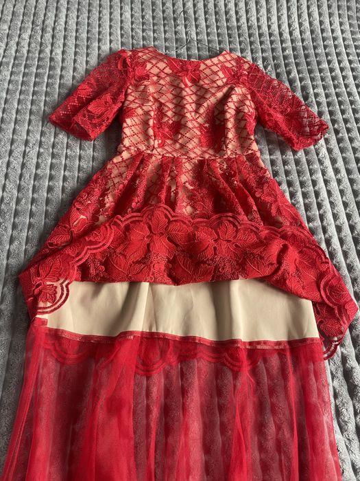 Плаття червоне з бежевим