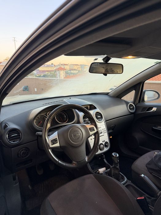 Opel Corsa D 1.2 5 lugares gasolina e Gpl