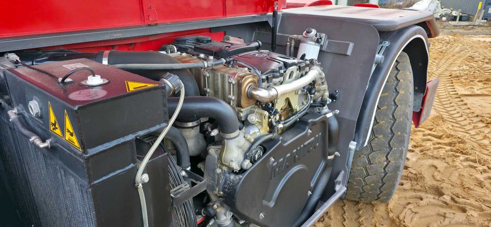 Ładowarka teleskopowa MANITOU MRT 2550 + Privilege