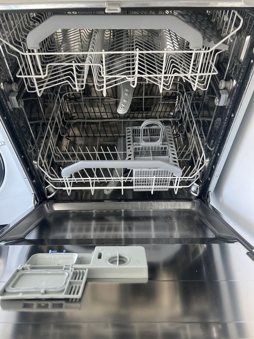 Hotpoint/Ariston LFT 228A (AVARIADA) para peças/reparação