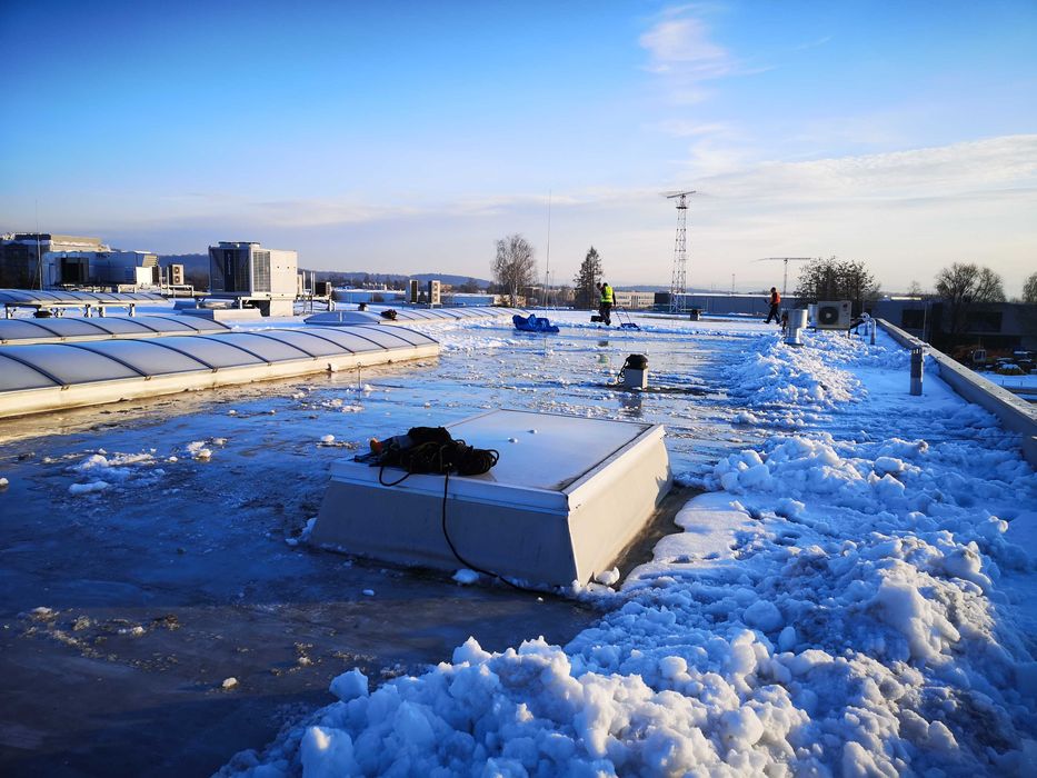 Odśnieżanie dachów 3zł za m2, najniższe ceny