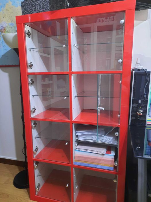 Móvel/Vitrine/Estante