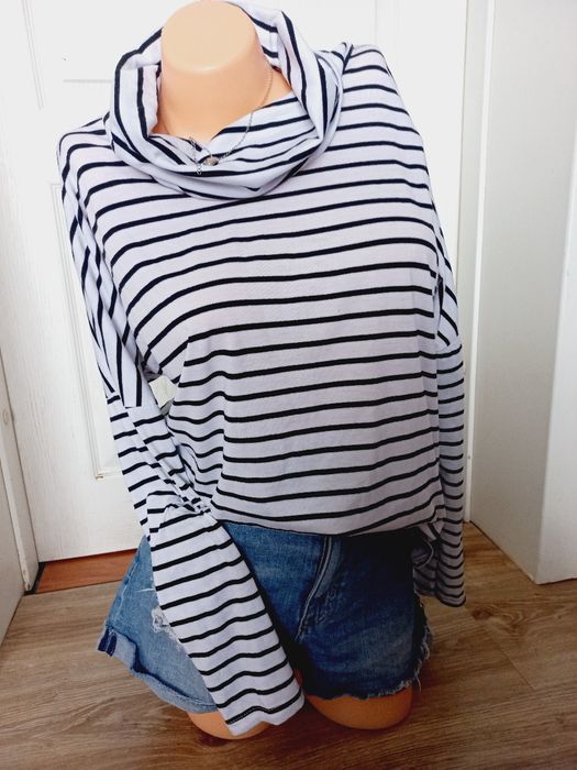 Golfik biały w paski L. Stan idealny