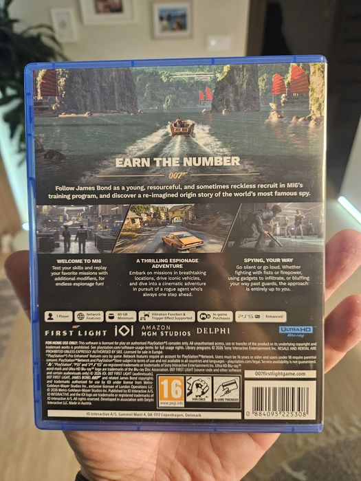 Gra James Bond First Light PS5