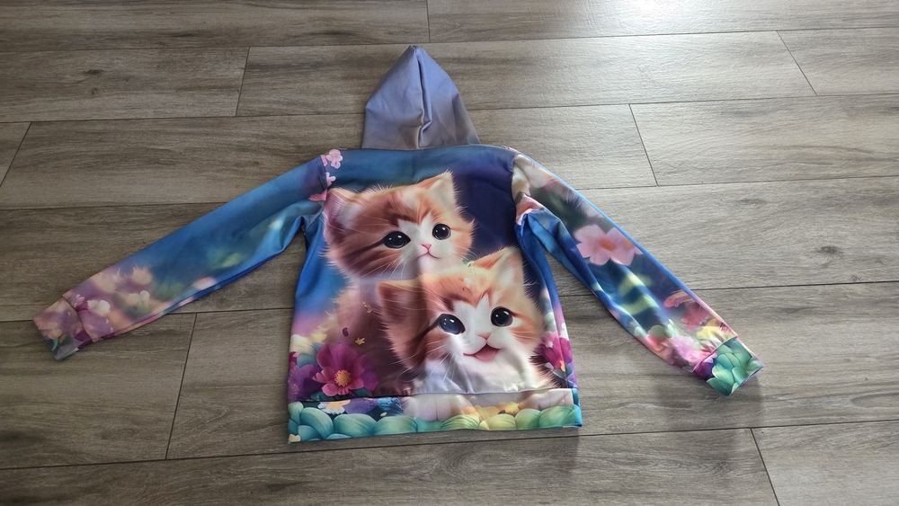 Bluza z kapturem dziewczęca