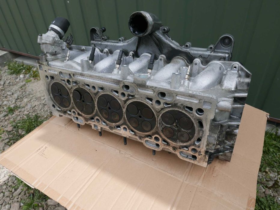 głowica kompletna 31104738-002 Vovlo 2.4