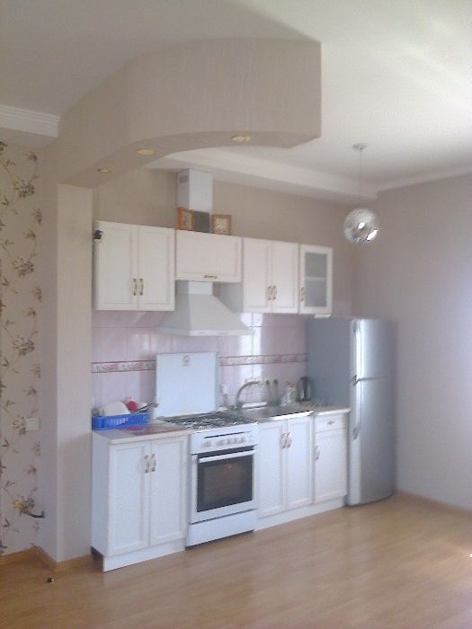 Дом в оренду. Автономное отопление и електроэнергия, от Киева 5км.