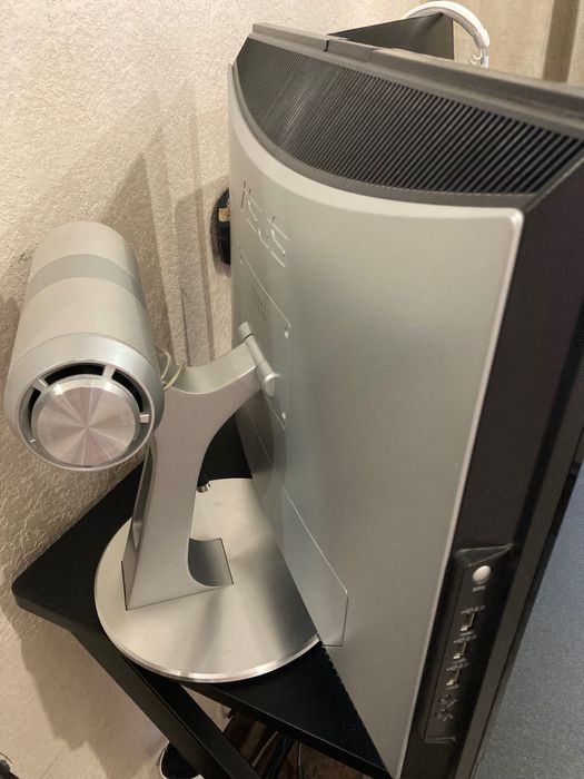 Монітор Asus PG221