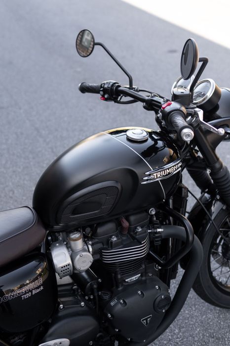 2022 Triumph Bonneville T120 Black Edition