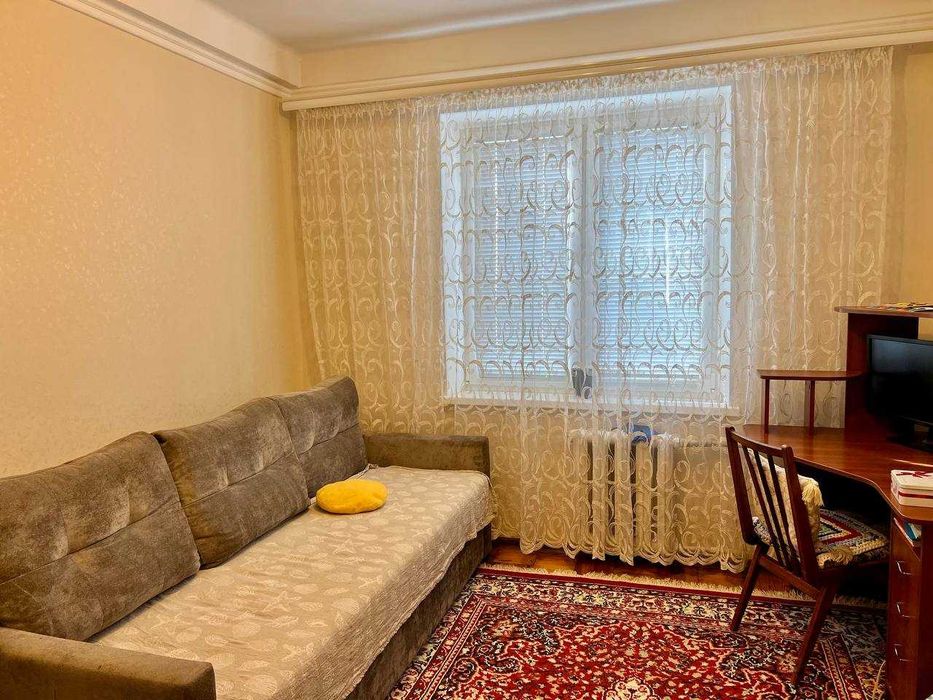 Продам 3х комнатную квартиру район "Александровского рынка"