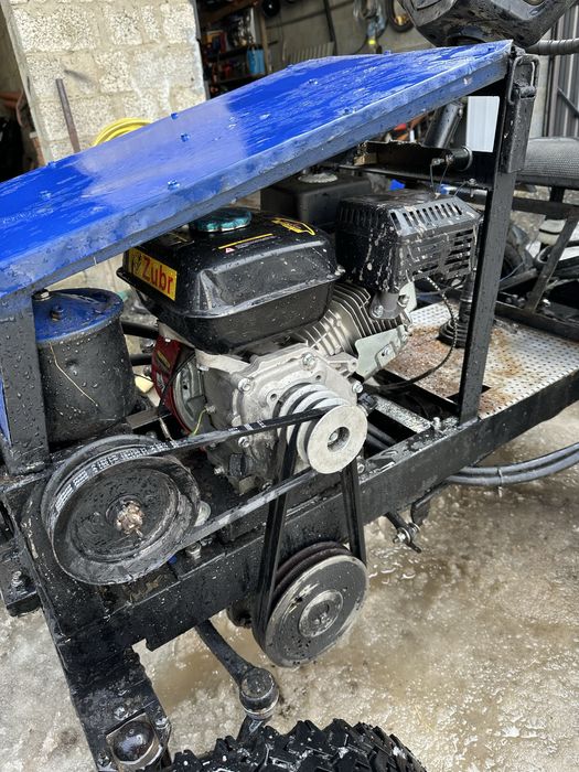 Міні трактор.