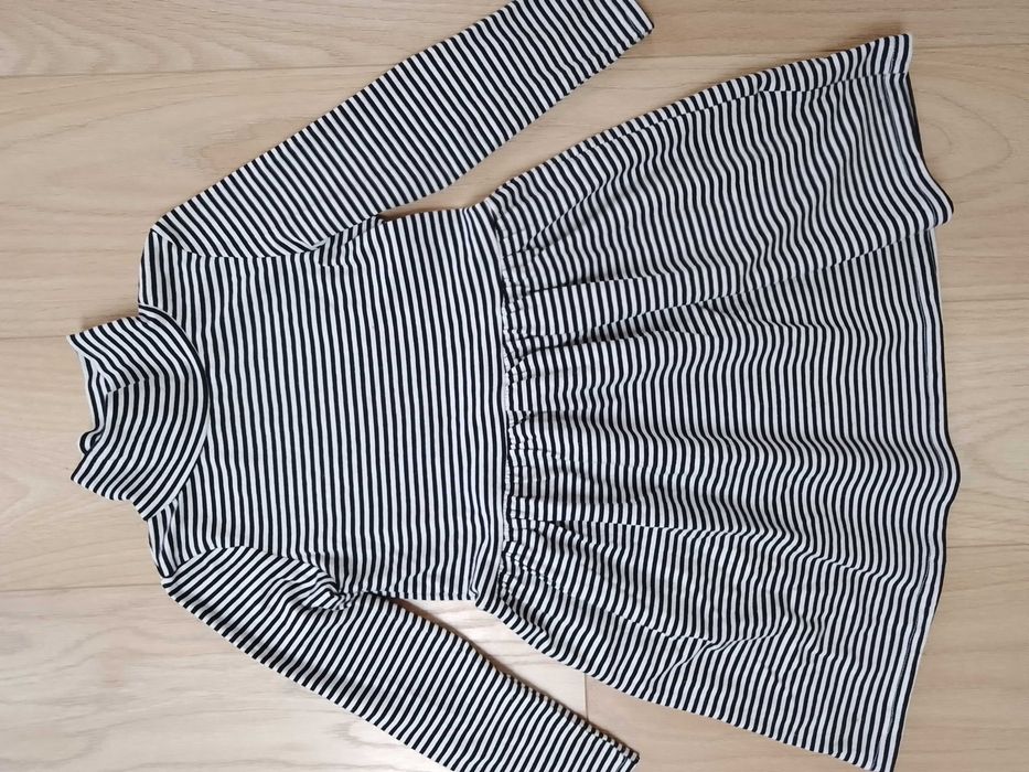 Sukienka r.110/116 H&M