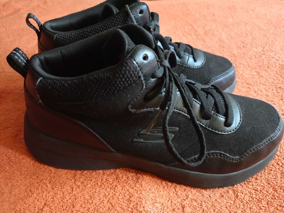 SKECHERS  LITE WEIGHT r.39 26cm Nowe Okazja