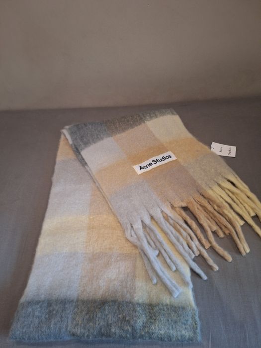 Bezowy w kartke  szalik Acne Studios Nowy z metka Unisex