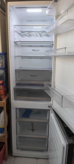 Frigorífico LG cinza