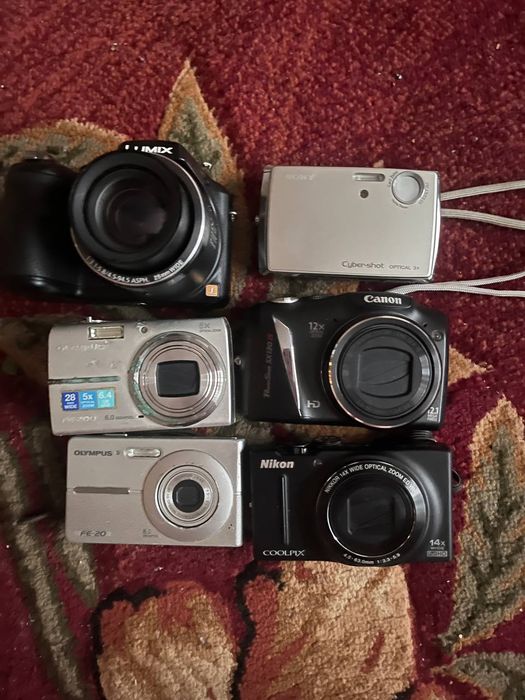 Продам фотоапарати стан невідомий