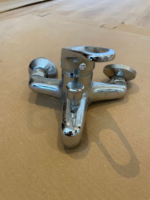 Torneira banheira Crumar