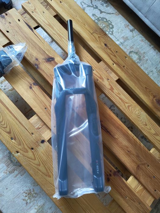 Garfo DTSwiss F535 ONE Novo a estrear!