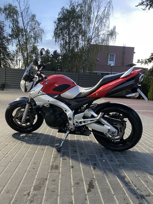 Suzuki gsr 400 2006 рік