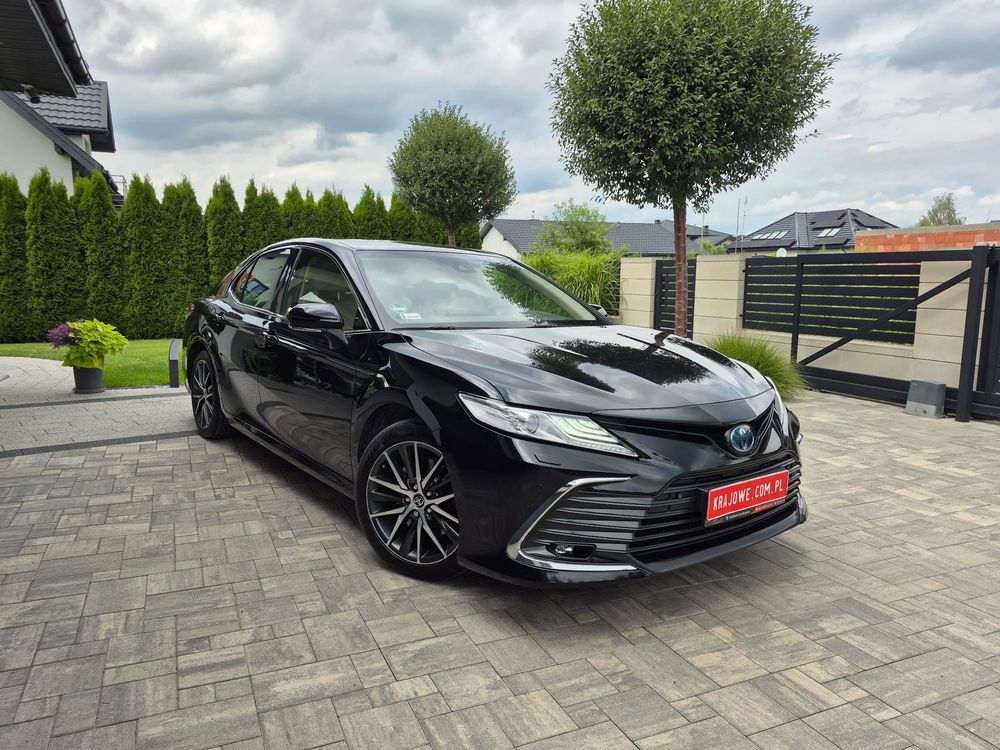 Toyota Camry 2.5 Hybrid Executive CVT
