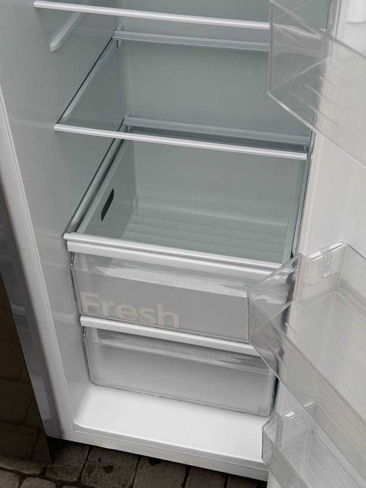 Холодильник б/в Siemens Розмір: 180/90/70 Металік No Frost #07480