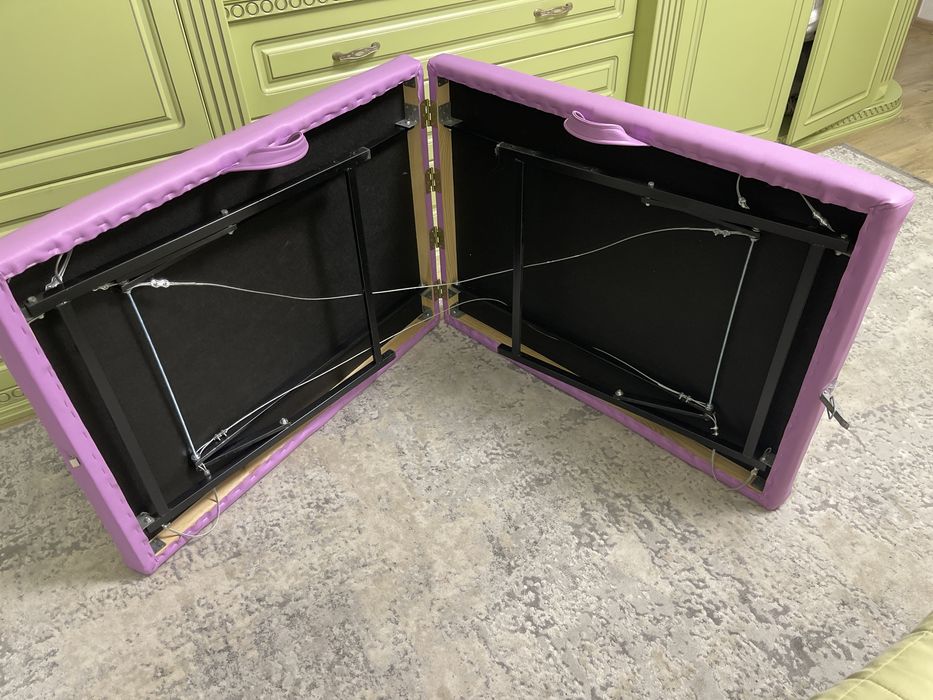 Масажний стіл для масажу  та інших косметологичних процедур