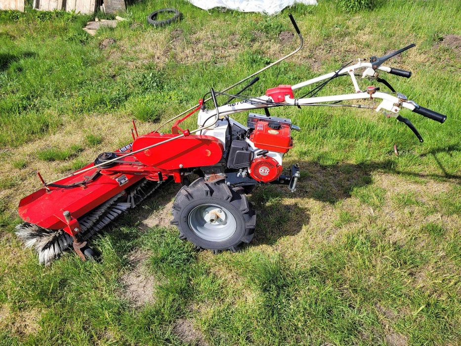 Traktorek Dzik Pług ISEKI SA360F zamiatarka kubota odśnieżanie Honda zamiatarki SA 360