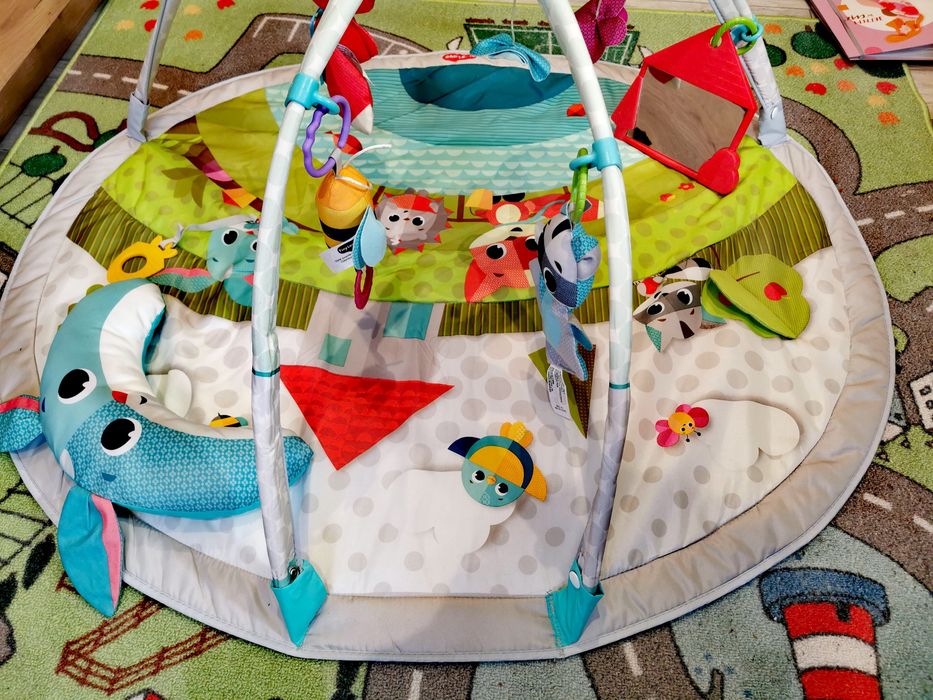 Mata Tiny Love Zabawa na Łące + gratisy