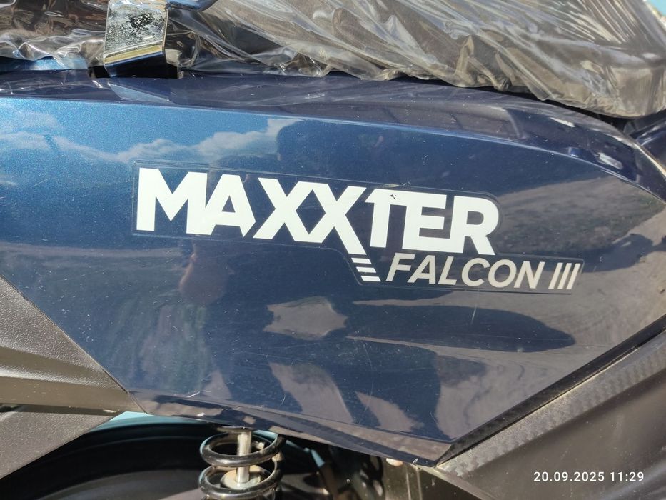 Електроскутер Maxxter FALCON III