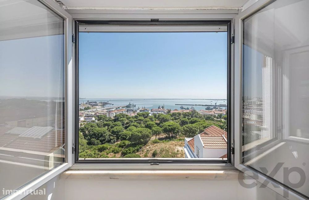 Apartamento T2 com vista para o rio.