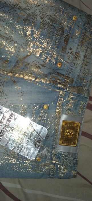 Продам новые джинсы