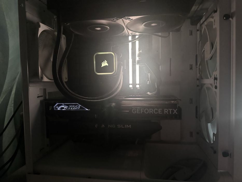 Продам Ігровий  ПК Ryzen 7 7800X3D + RTX 4070 Super
