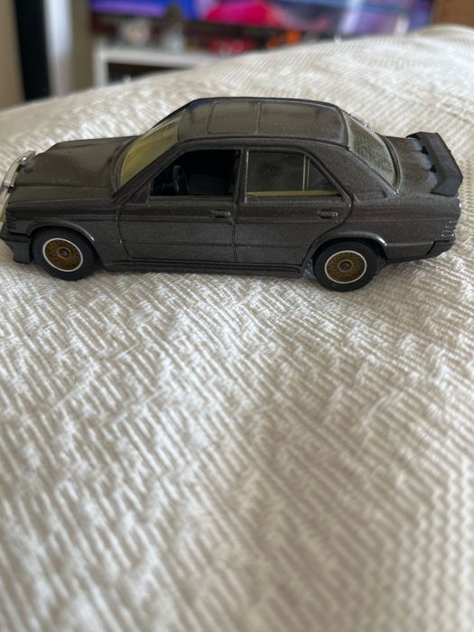Caro miniature Mercedes Solido