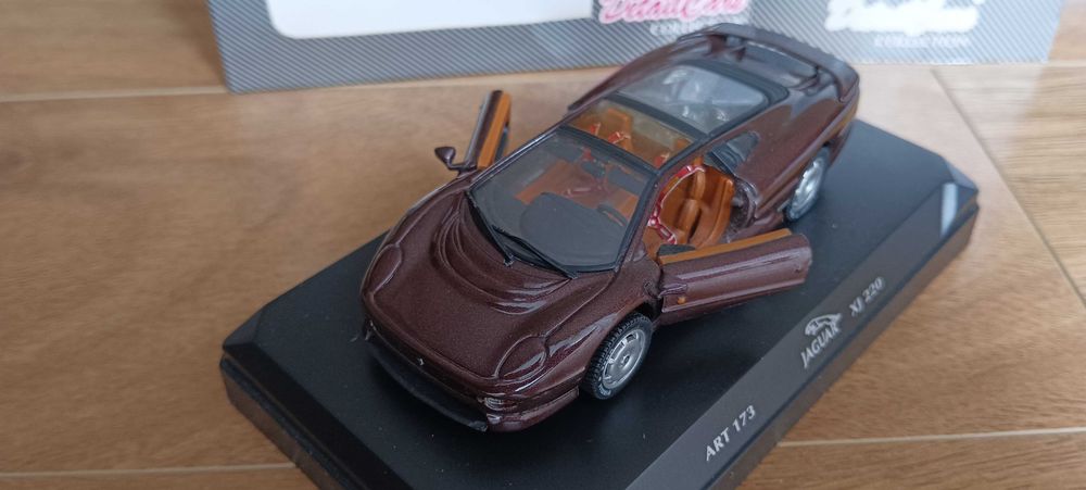 Jaguar XJS220 1/43 CDC DETAIL CARS