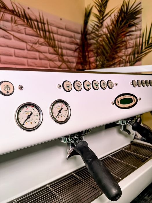 Кавоварка lamarzocco gb5 av3