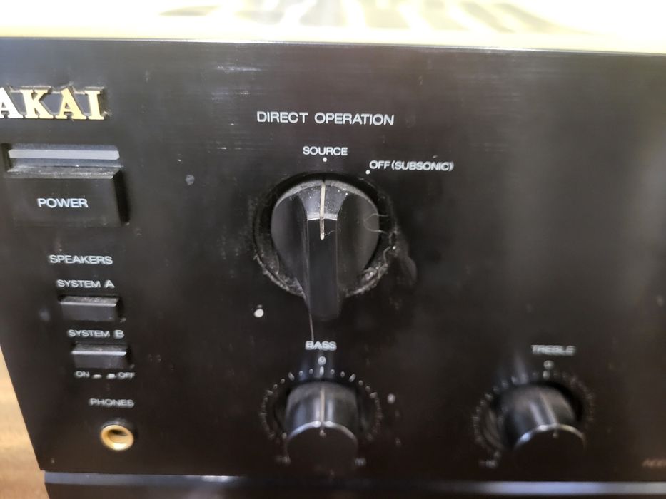 Akai AM-37 1990s – solidny japoński wzmacniacz hi-fi 60 W + phono MM