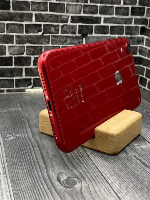 iPhone XR Product RED