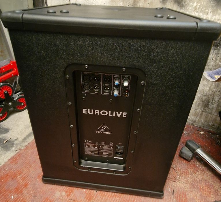 Subbas Aktywny behringer  B1500XP